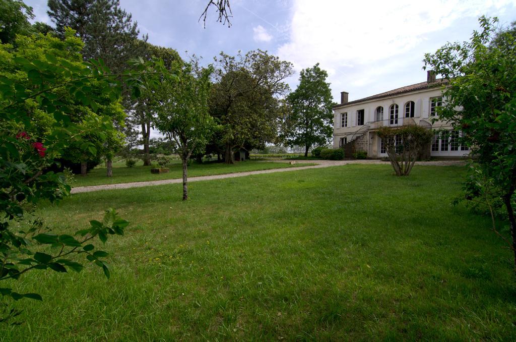 Chateau Beau-Site Panzió Portets Kültér fotó